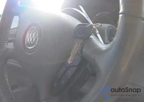 2010 Buick Lucerne Cxl Premium from USA, damaged, VIN 1G4HJ5E13AU133615